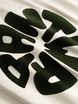  121